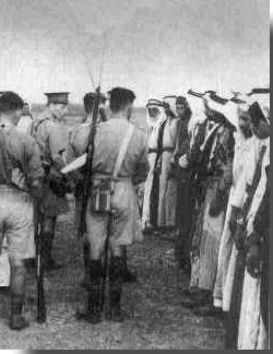 Wingate interrogating Arab villagers